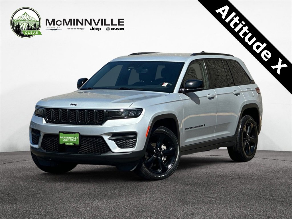 Used 2023 Jeep Grand Cherokee Altitude