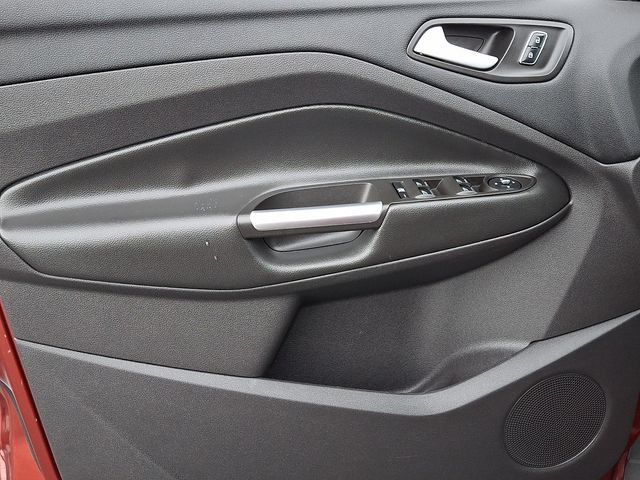 Used 2016 Ford Escape SE w/ SE Leather Comfort Package FWD image 14