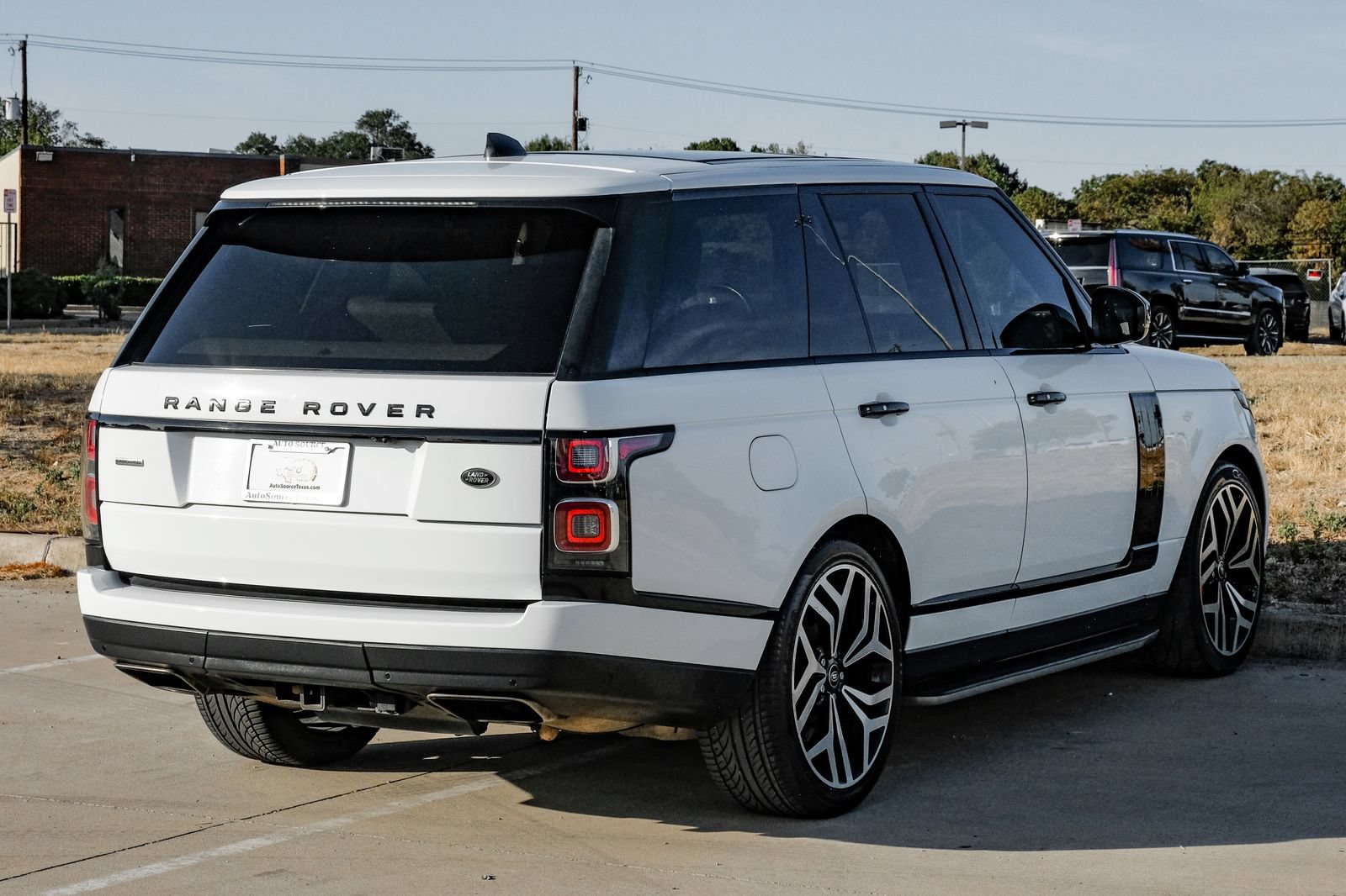 Used 2018 Land Rover Range Rover Supercharged AWD/4WD image 10