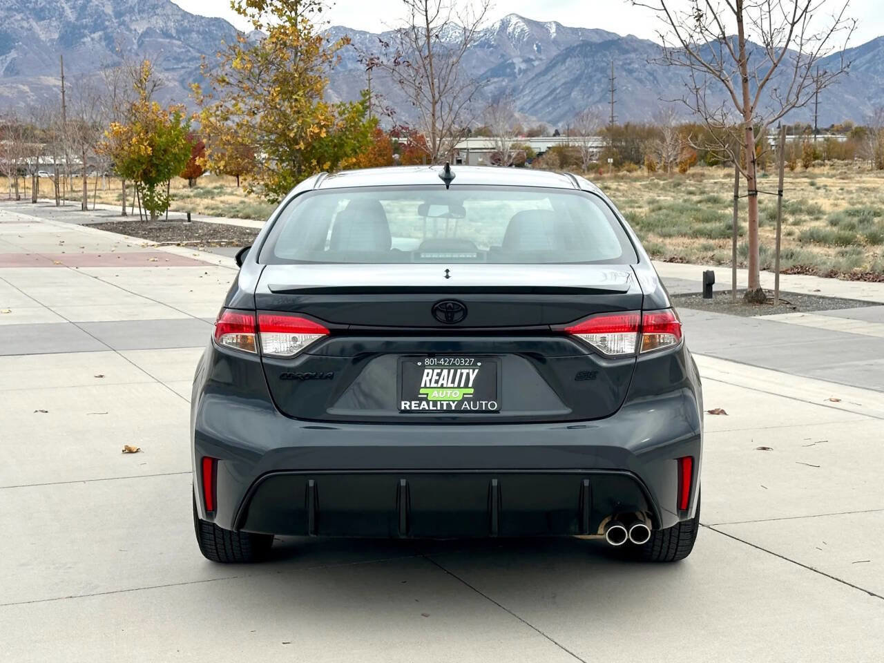 Used 2025 Toyota Corolla SE image 6