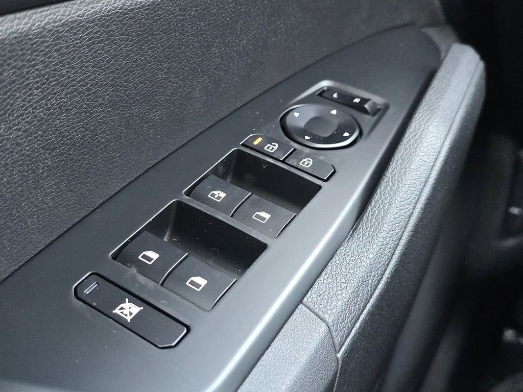 New 2026 Kia Sportage LX image 24