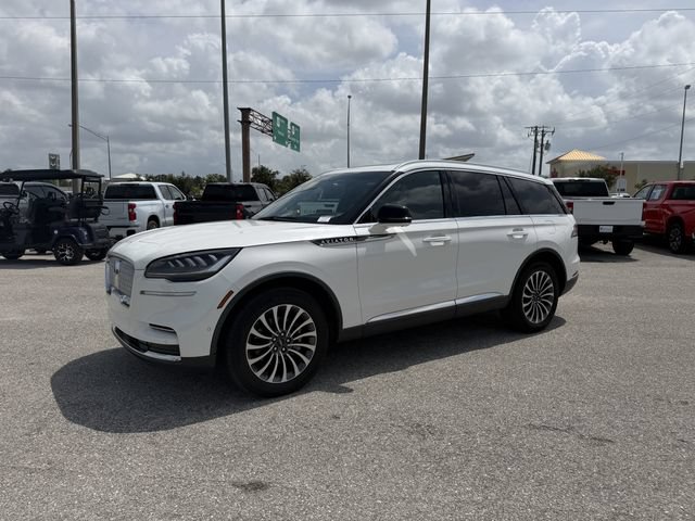 Used 2023 Lincoln Aviator Reserve w/ Equipment Group 201A AWD/4WD image 9