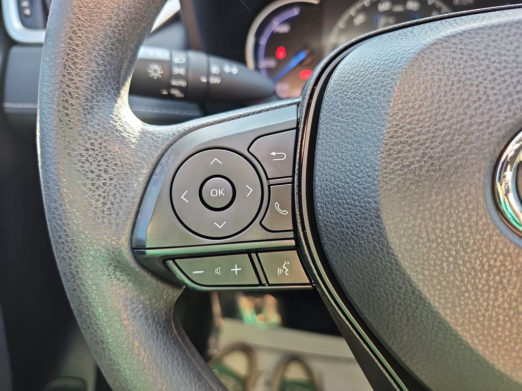Used 2024 Toyota RAV4 AWD Hybrid image 21