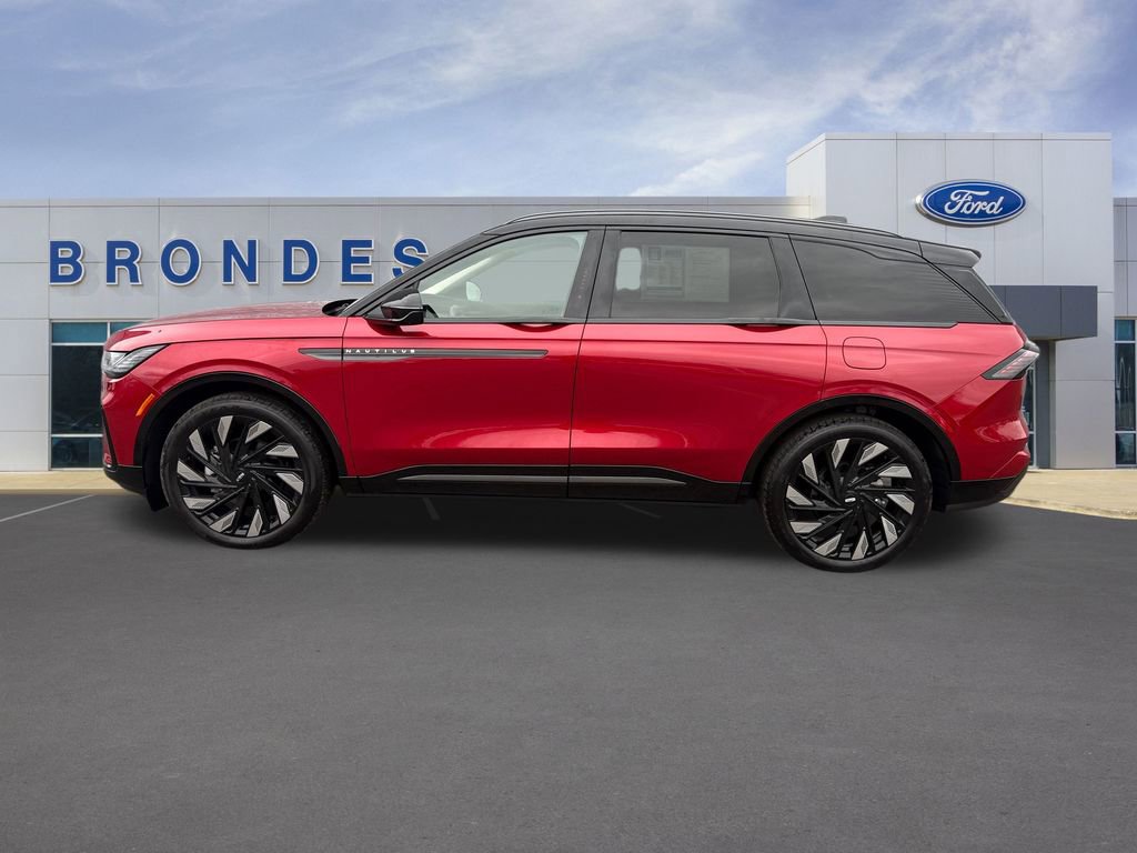 Used 2025 Lincoln Nautilus Reserve