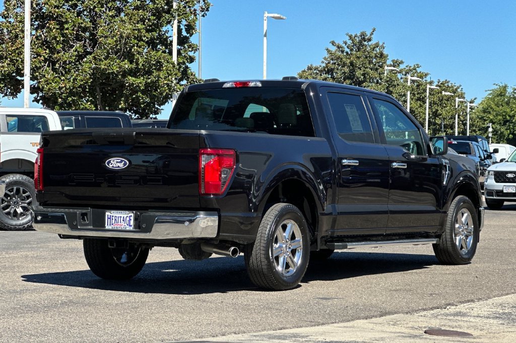 Used 2025 Ford F150 XLT w/ Equipment Group 301A Standard RWD image 4