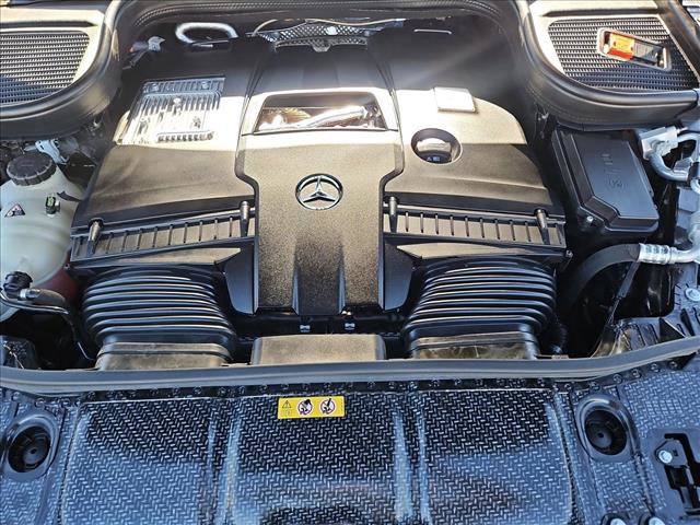 Used 2024 Mercedes-Benz GLS 580 4MATIC image 25