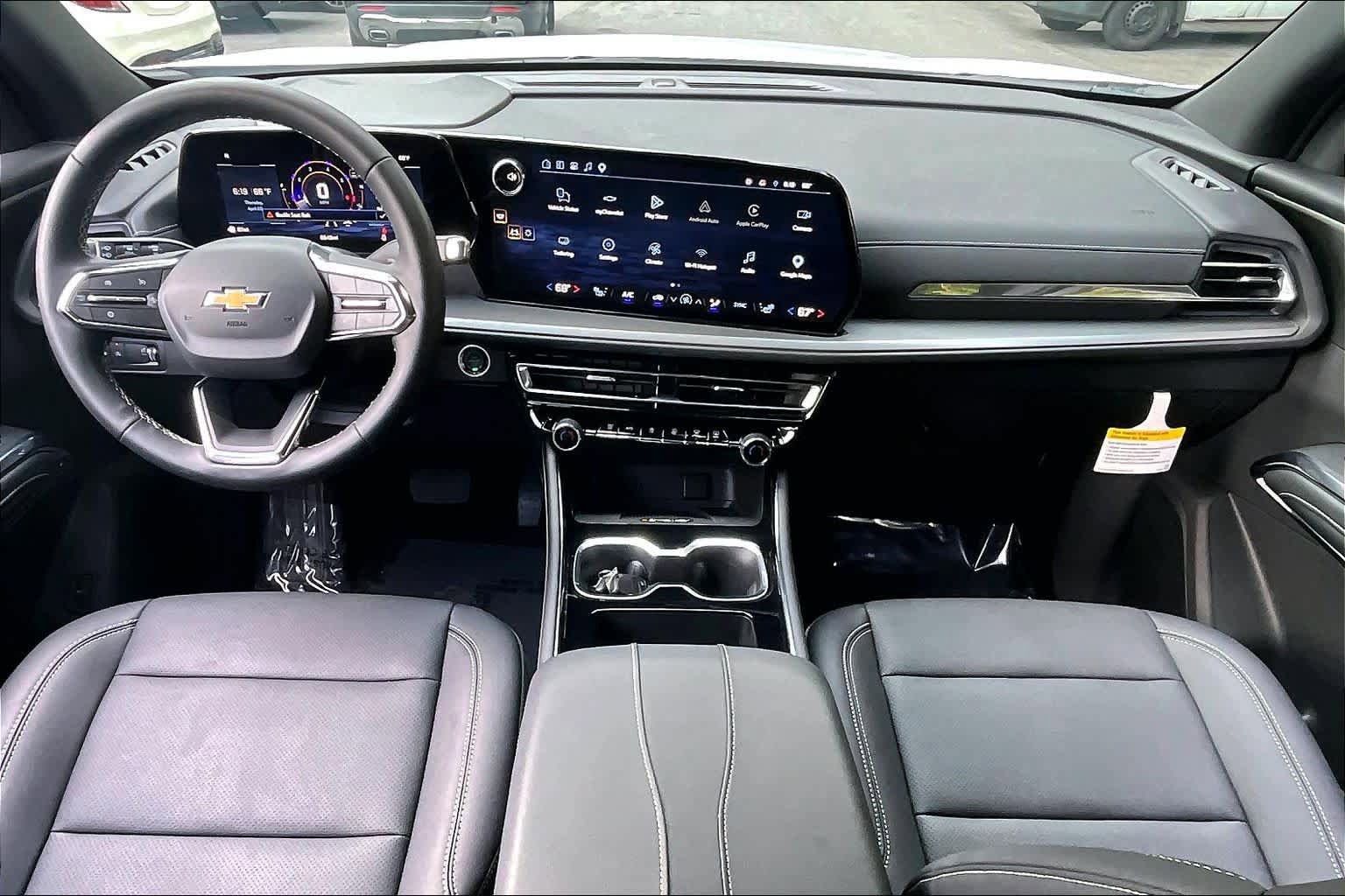 Used 2026 Chevrolet Traverse LT w/ Driver Confidence Package FWD image 15