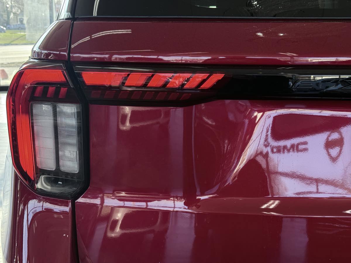 Used 2026 Ford Explorer ST w/ Sun And Sound Package image 28