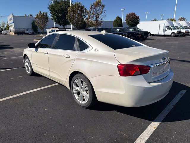 Used 2014 Chevrolet Impala LT w/ Convenience Package FWD image 9