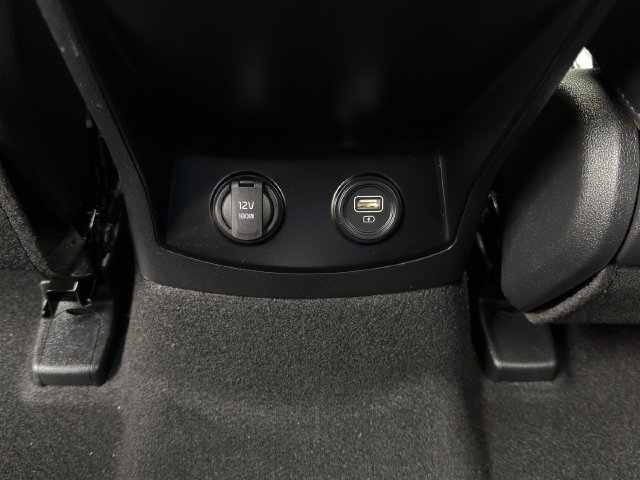 Used 2023 Kia Sorento EX w/ Panoramic Sunroof Package FWD image 29