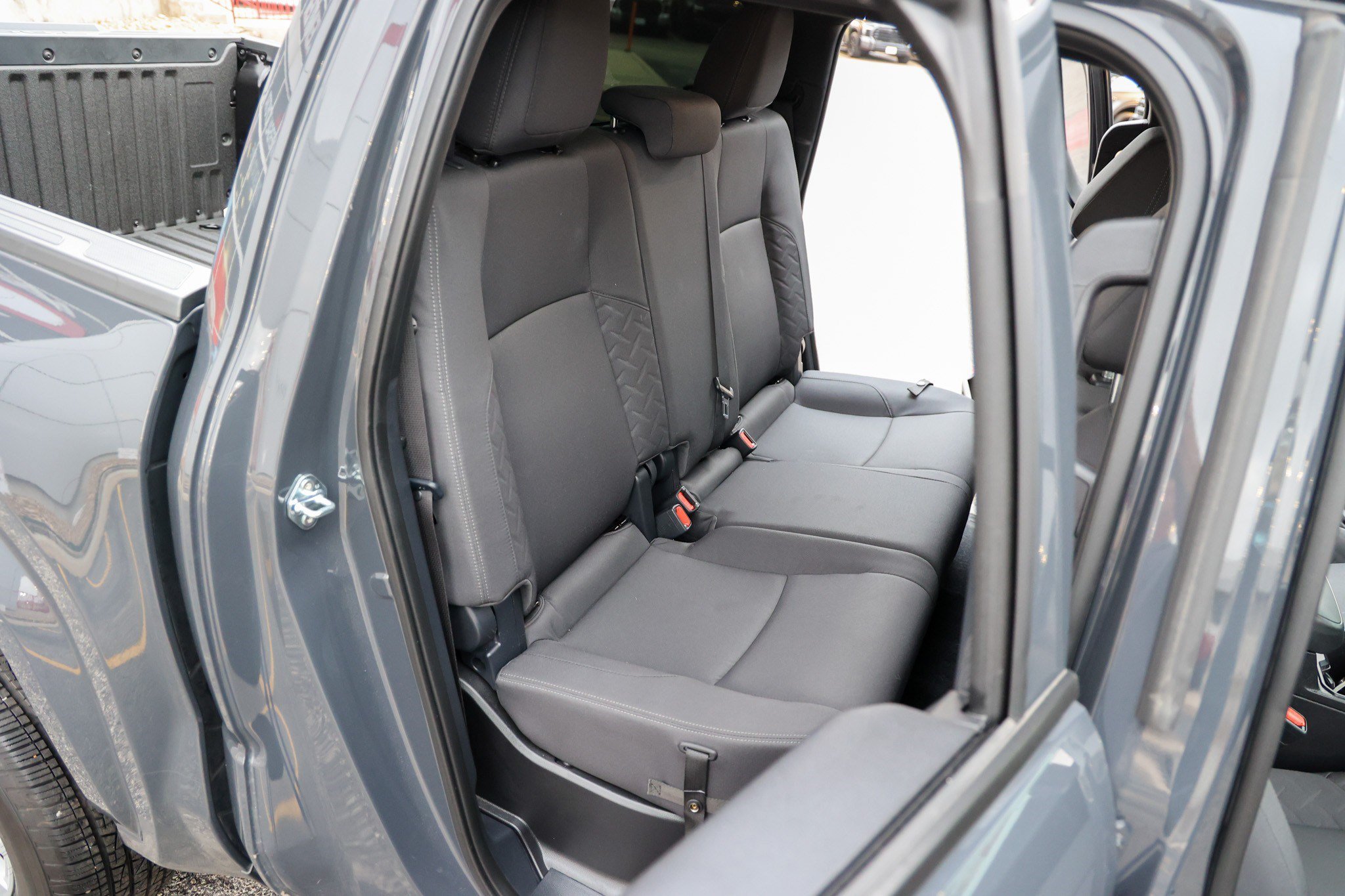 Certified 2025 Toyota Tacoma SR AWD/4WD image 36