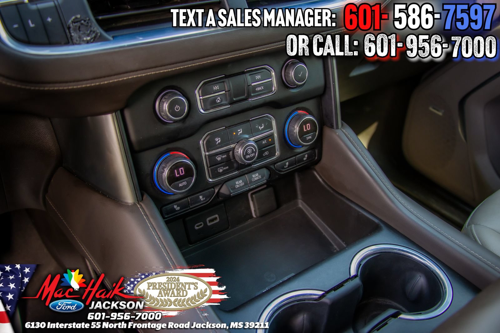 Used 2021 Chevrolet Tahoe Z71 w/ Luxury Package AWD/4WD image 20