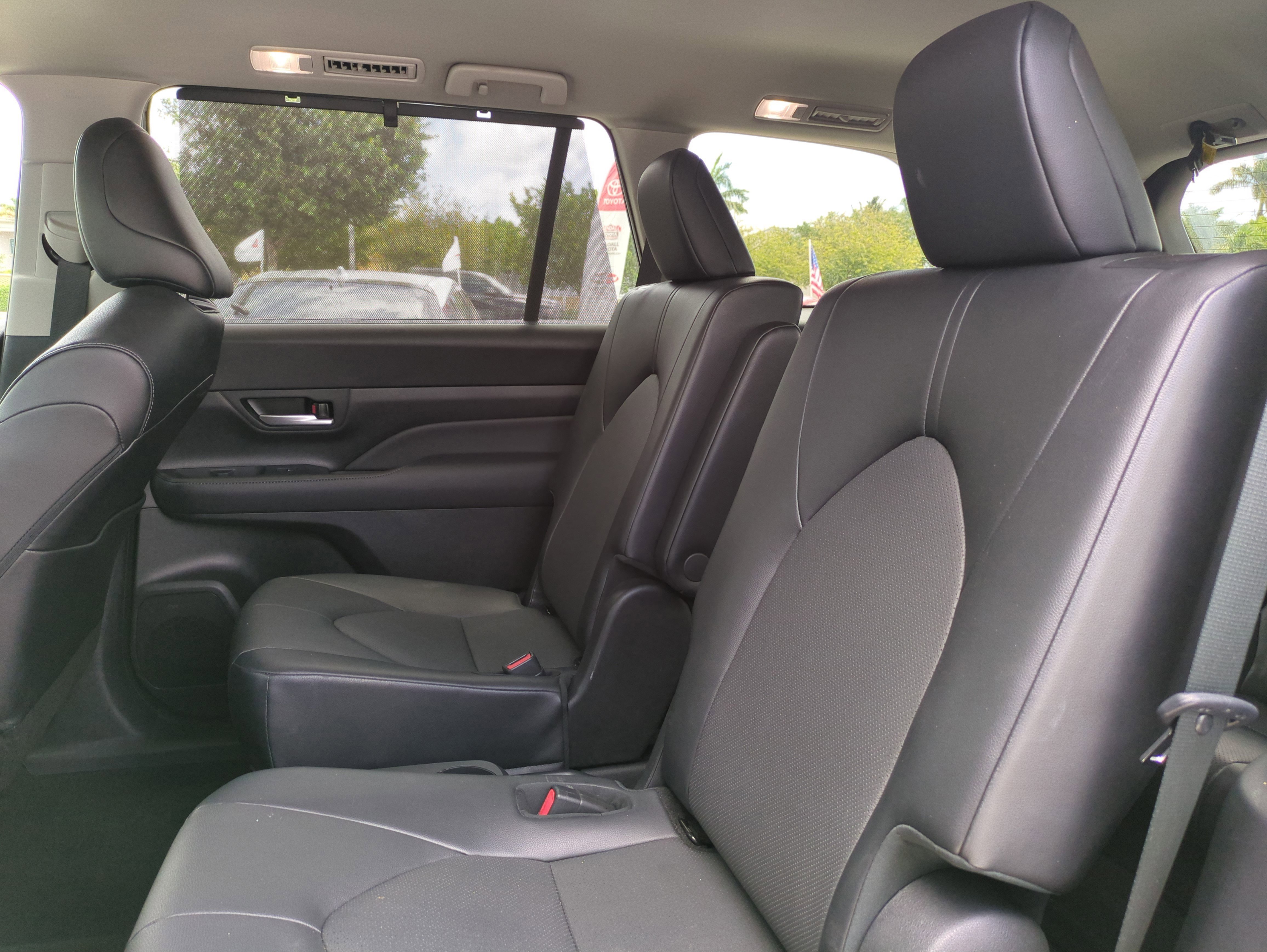 Used 2024 Toyota Grand Highlander XLE image 15