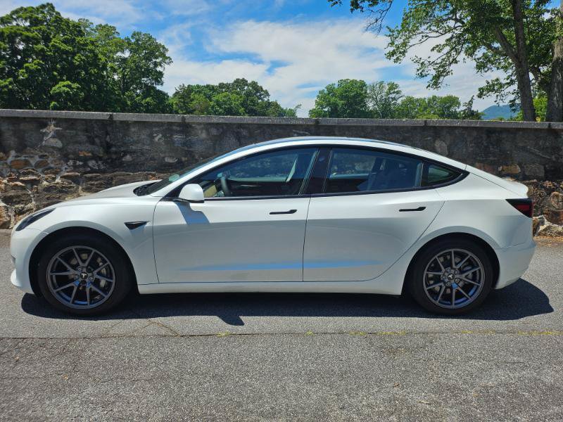 Used 2023 Tesla Model 3 Standard Range RWD image 8