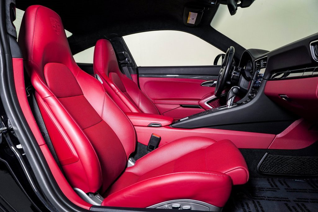 Certified 2019 Porsche 911 Turbo S image 17