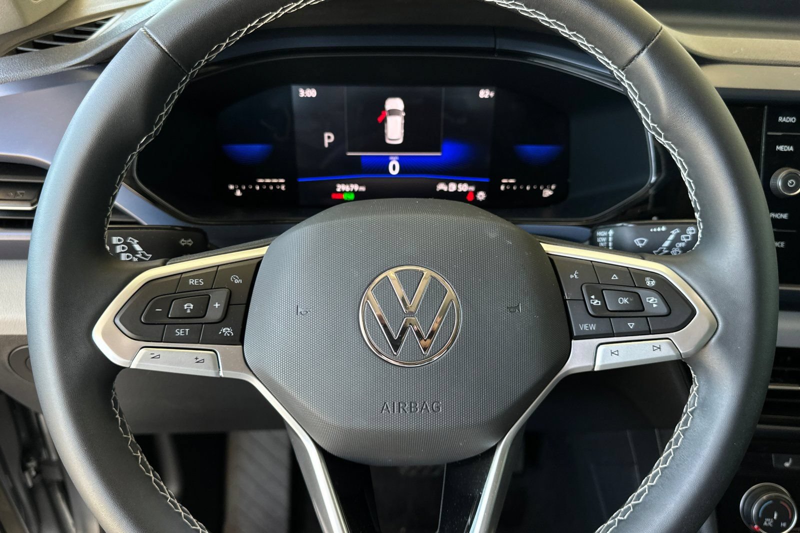 Used 2023 Volkswagen Taos SE FWD image 23