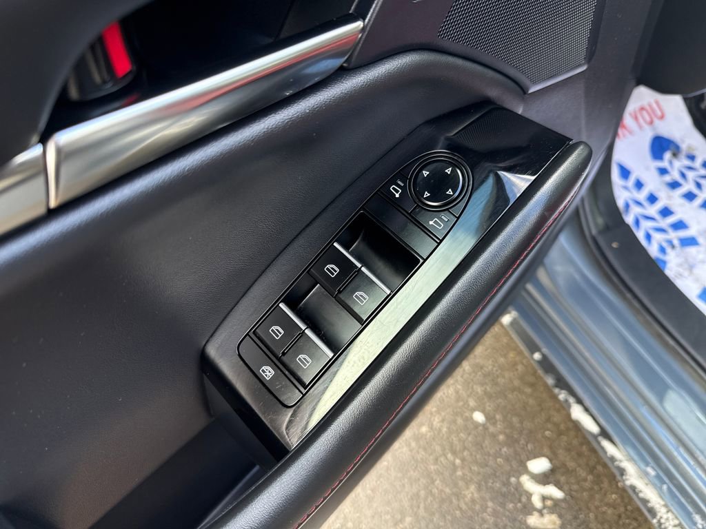 Used 2024 MAZDA MAZDA3 s image 24