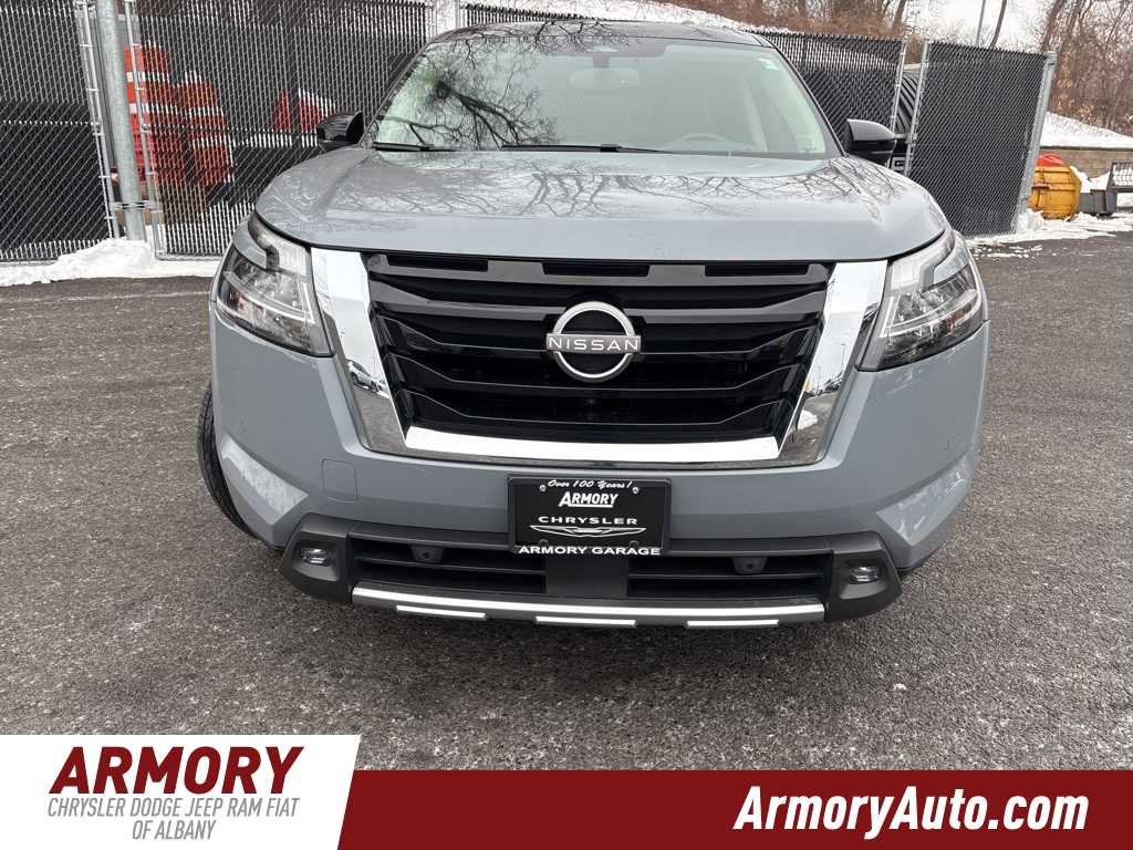 Used 2022 Nissan Pathfinder Platinum w/ Cargo Package image 2