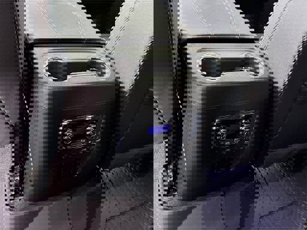 New 2026 GMC Yukon Elevation w/ Elevation Premium Package image 22