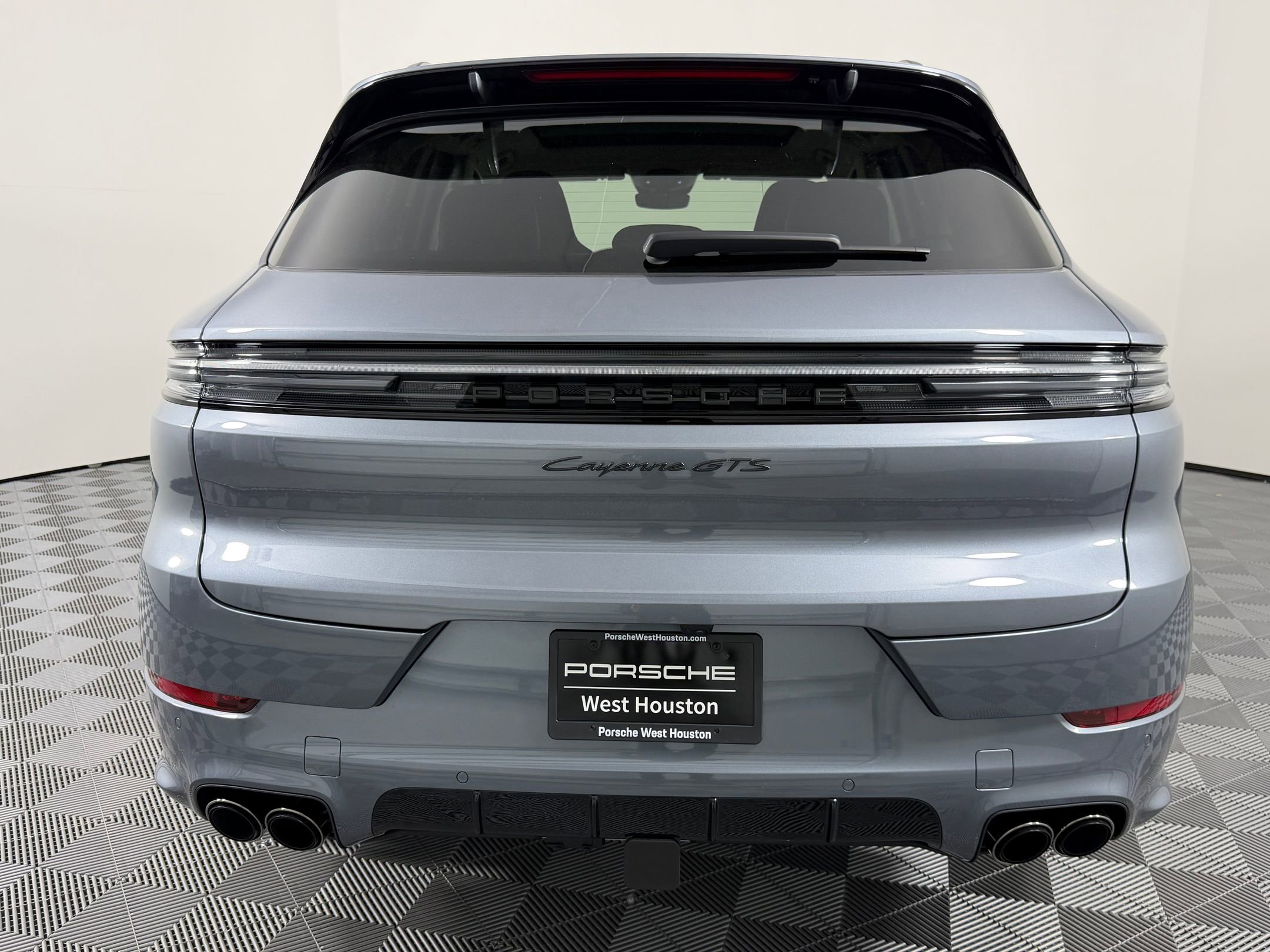 New 2026 Porsche Cayenne GTS AWD/4WD image 10