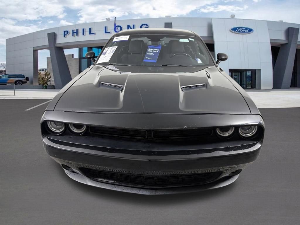 Used 2022 Dodge Challenger SXT w/ Blacktop Package image 2