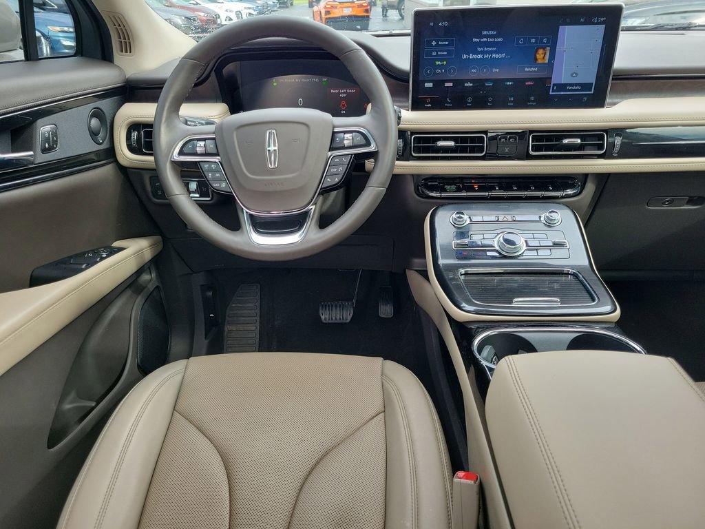 Certified 2022 Lincoln Nautilus Reserve w/ Equipment Group 201A image 12