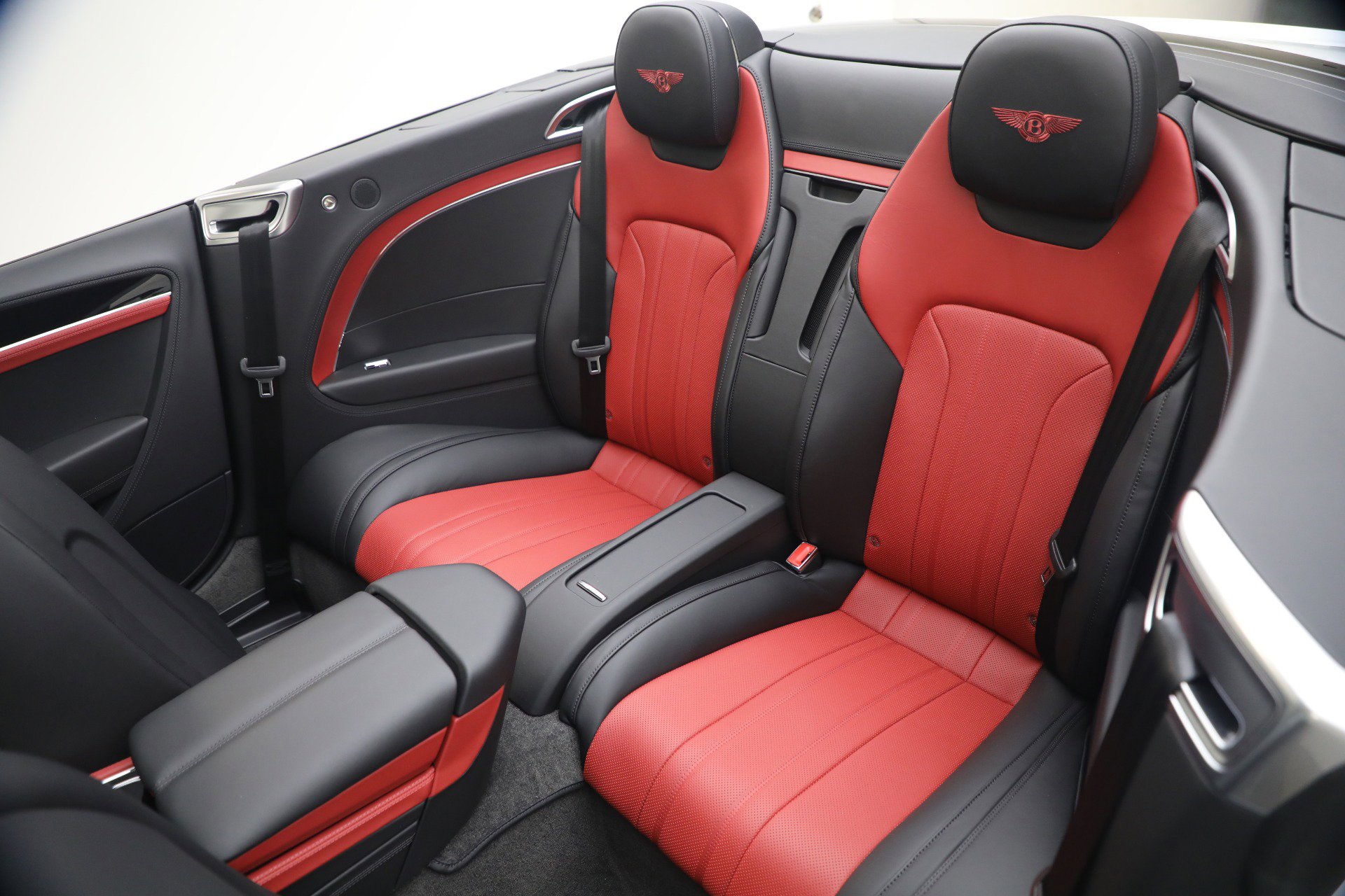 New 2026 Bentley Continental GTC AWD/4WD image 28