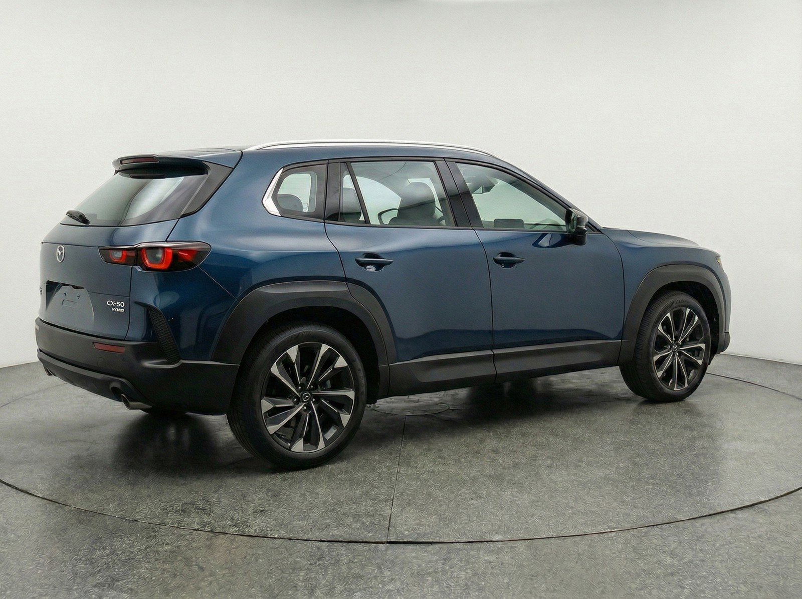 Used 2025 MAZDA CX-50 2.5 Hybrid w/ Premium Plus Pkg image 9
