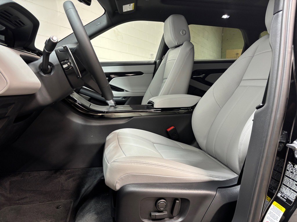 New 2026 Land Rover Range Rover Evoque S image 23