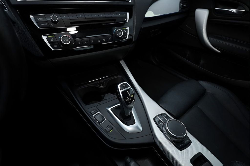 Used 2017 BMW 230i Convertible RWD image 24