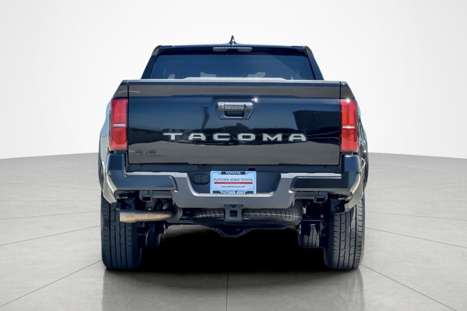 Certified 2025 Toyota Tacoma TRD Sport AWD/4WD image 4