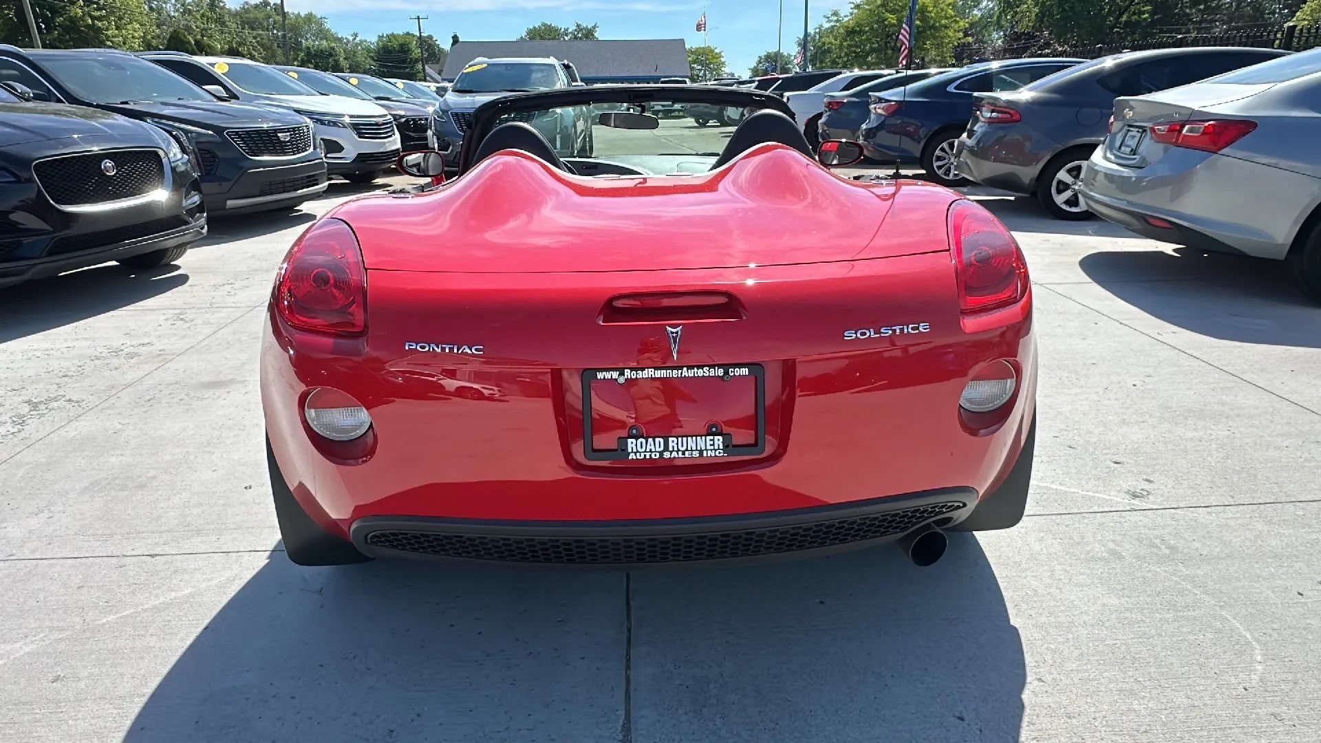 Used 2006 Pontiac Solstice Convertible w/ Premium Package RWD image 6