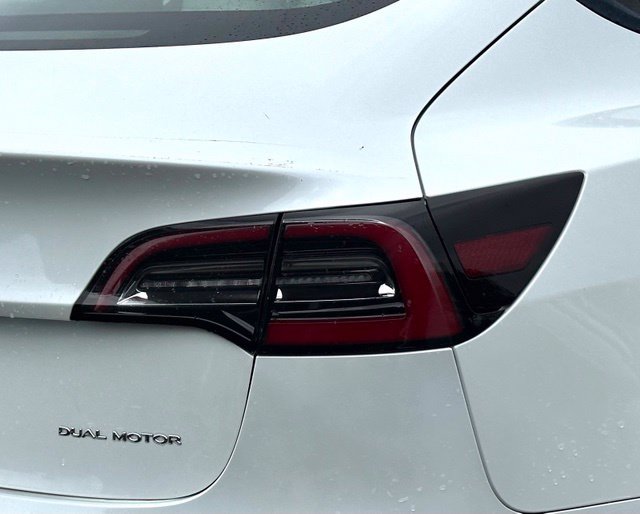 Used 2022 Tesla Model 3 Long Range AWD/4WD image 9