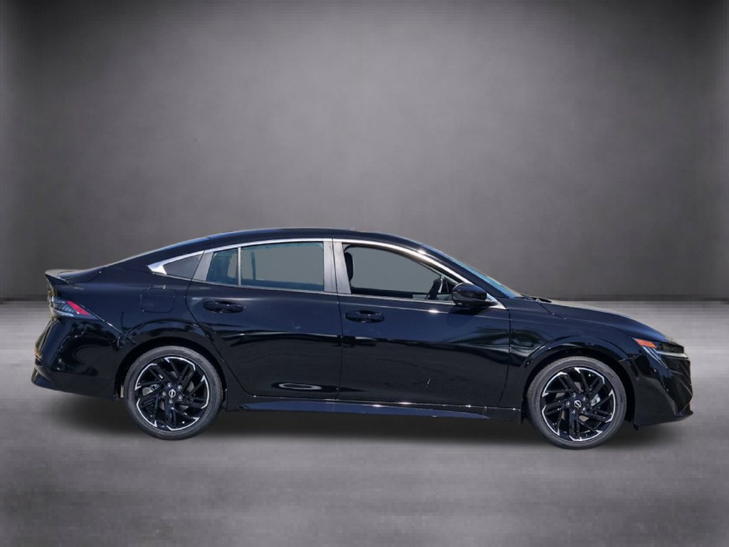New 2026 Nissan Sentra SR w/ SR Premium Package FWD image 3