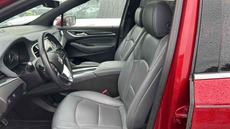 Used 2022 Buick Enclave Essence w/ Experience Buick Package AWD/4WD image 13