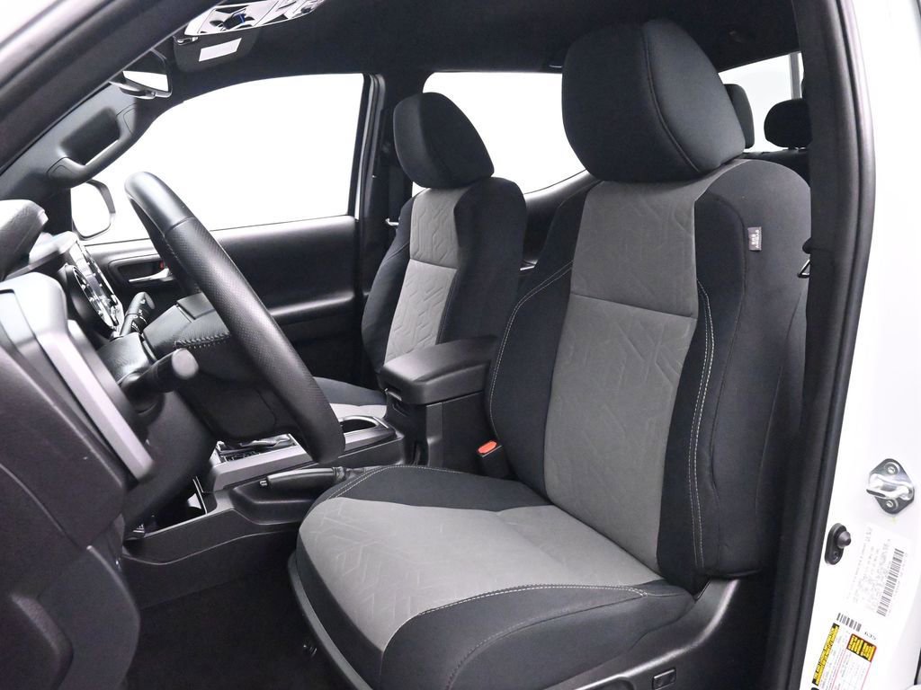 Used 2023 Toyota Tacoma TRD Off-Road w/ Technology Package image 12