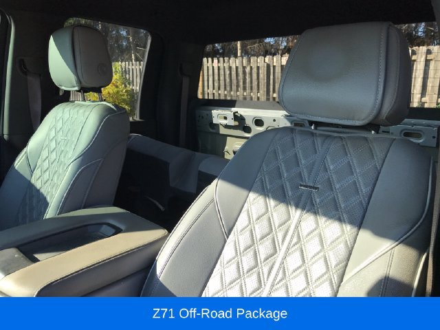 Used 2022 Chevrolet Silverado 2500 LT w/ Convenience Package AWD/4WD image 5