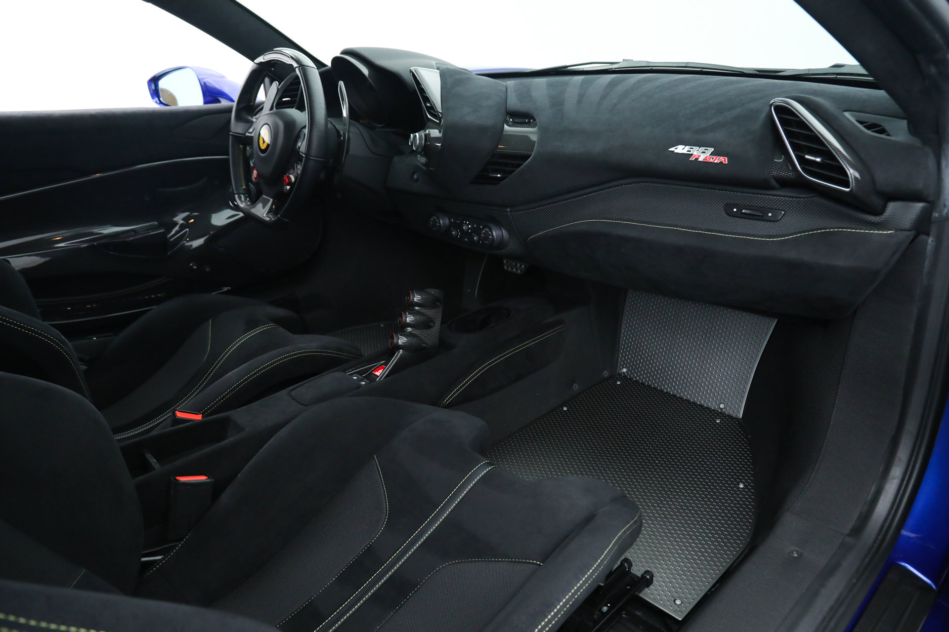 Used 2020 Ferrari 488 Pista Coupe image 20