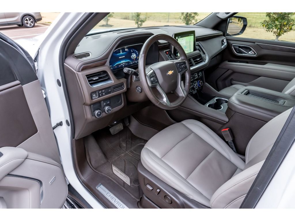Used 2022 Chevrolet Tahoe LT w/ Luxury Package image 9