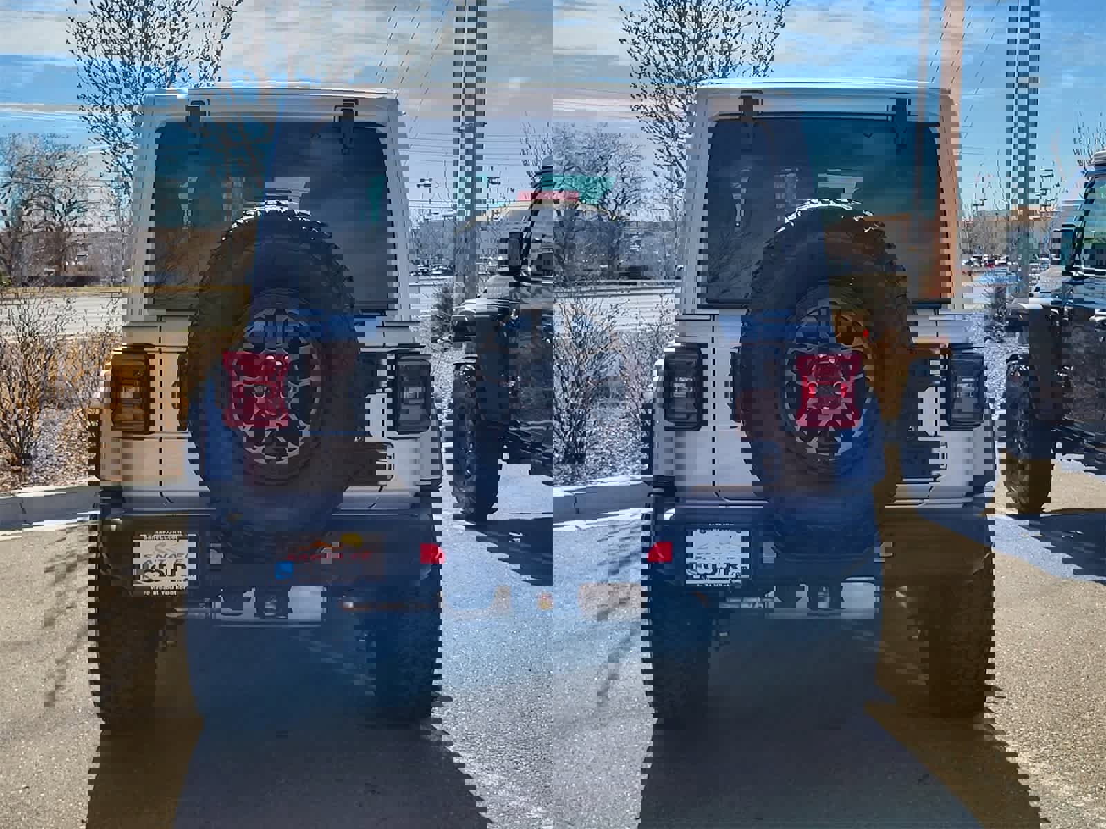 Used 2022 Jeep Wrangler Unlimited Rubicon w/ Xtreme Recon 35" Tire Package image 5