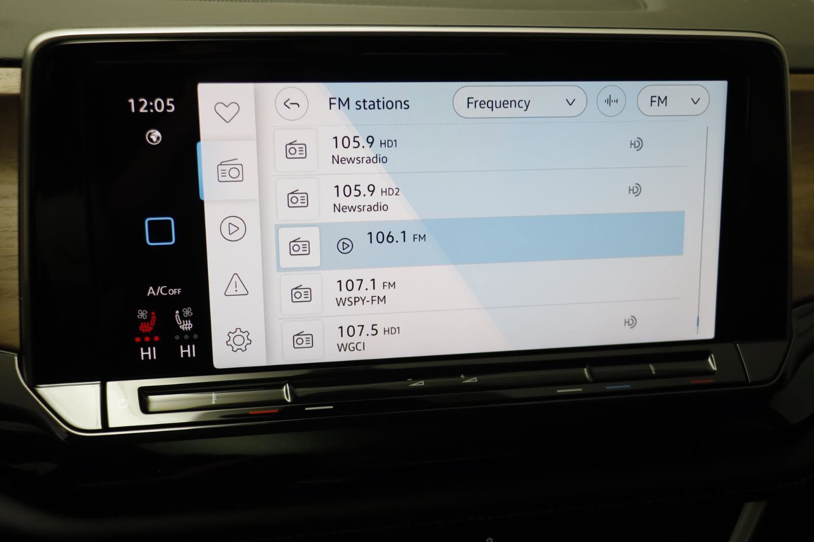 New 2026 Volkswagen Atlas SE image 8