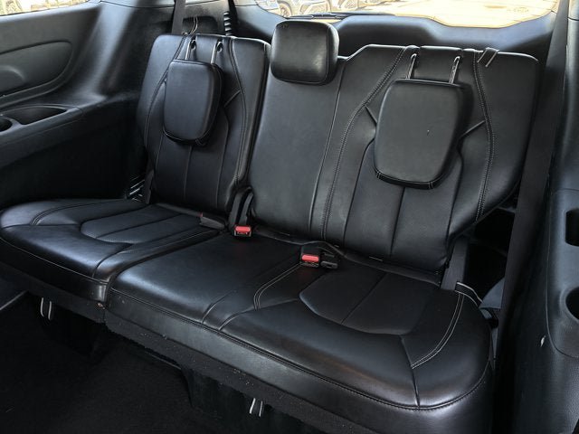 Used 2025 Chrysler Pacifica Select FWD image 21