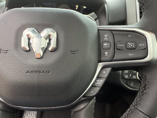New 2026 RAM 1500 Big Horn AWD/4WD image 30