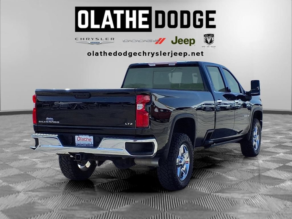 Used 2021 Chevrolet Silverado 3500 LTZ w/ LTZ Plus Package AWD/4WD image 27