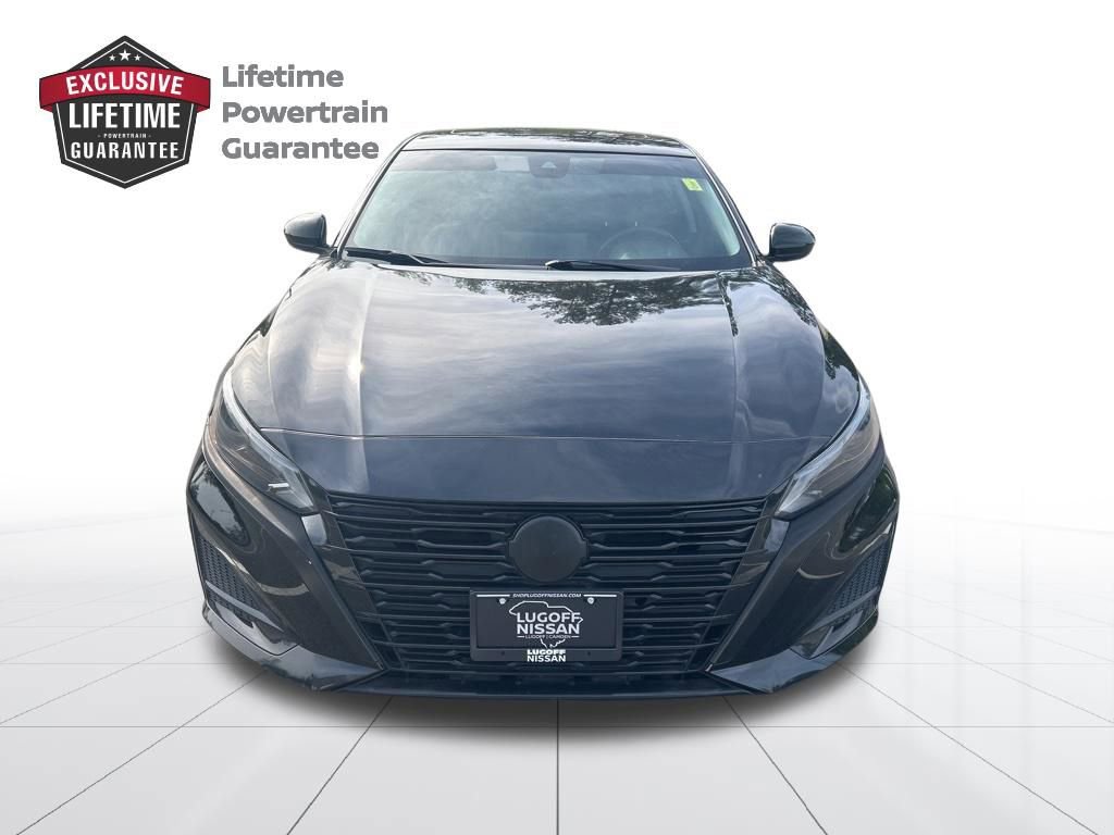 Used 2023 Nissan Altima 2.5 SV w/ SV Premium Package FWD image 8