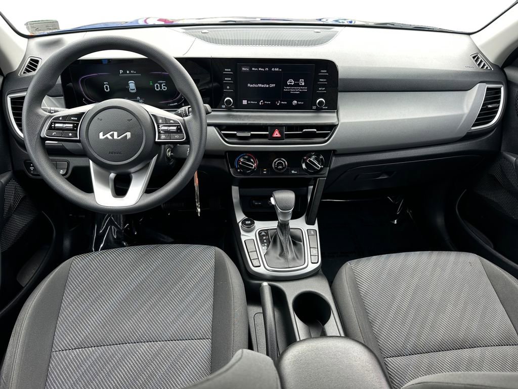 Certified 2024 Kia Seltos LX AWD/4WD image 14
