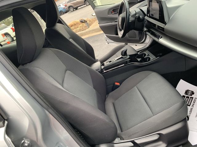 Used 2023 Toyota Prius LE image 14