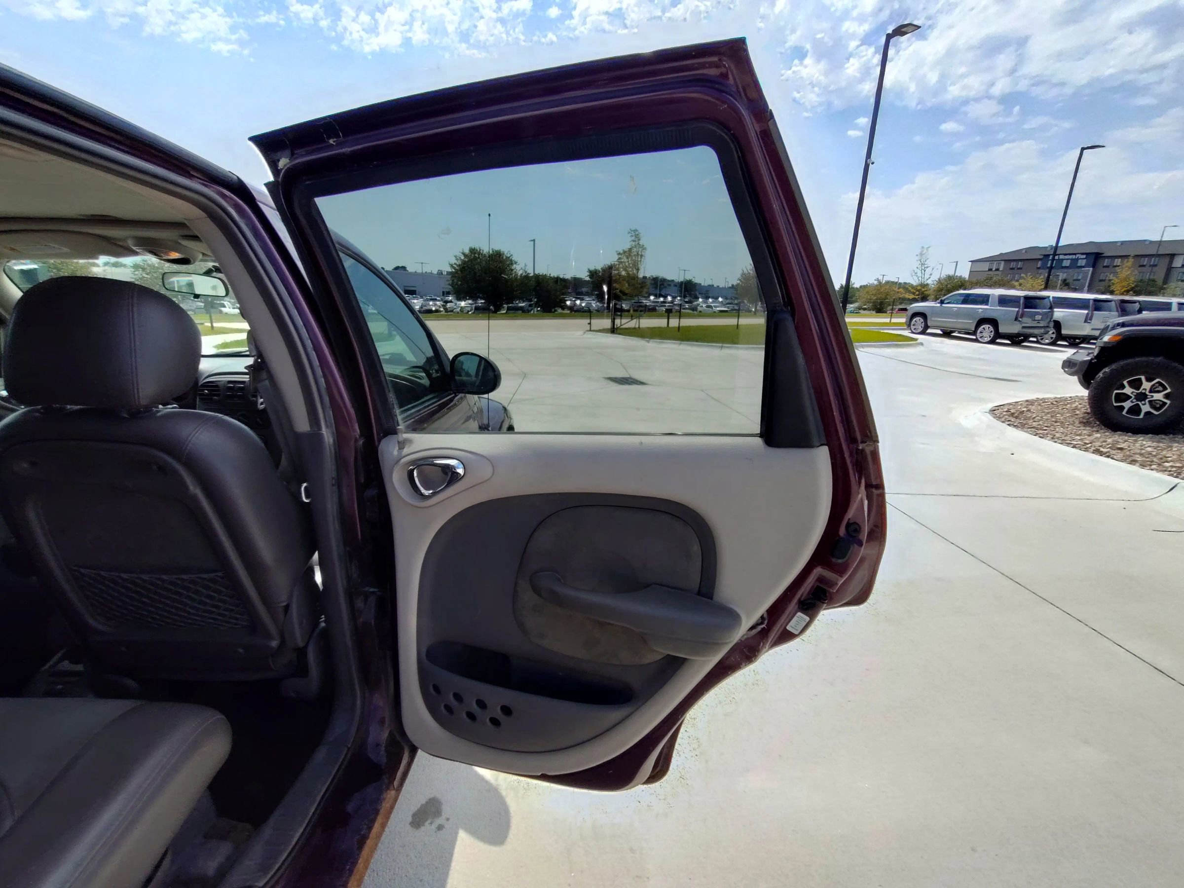 Used 2002 Chrysler PT Cruiser Limited image 19