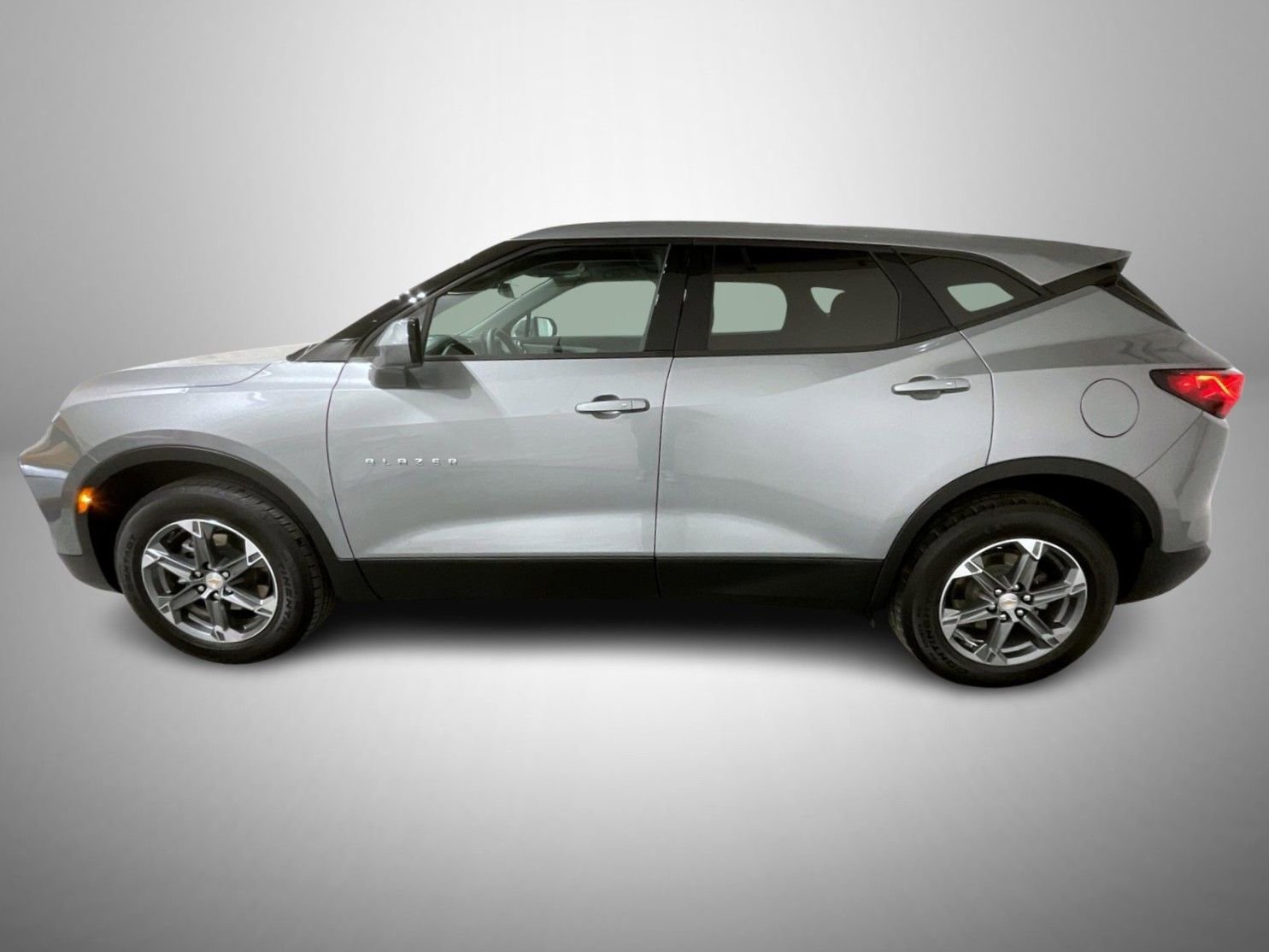 Used 2025 Chevrolet Blazer LT AWD/4WD image 24