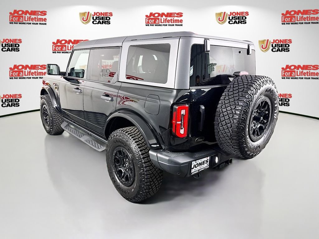 Used 2025 Ford Bronco Badlands image 2